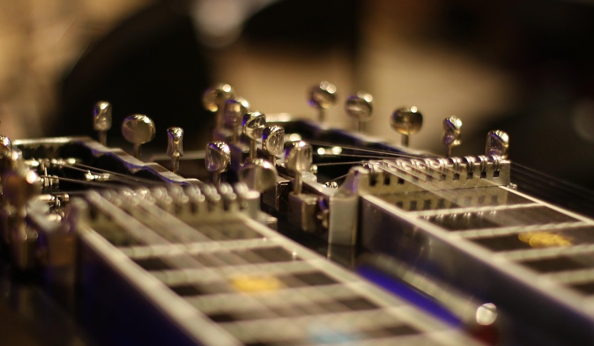Maintaining Humidity Levels for Acoustic Guitars